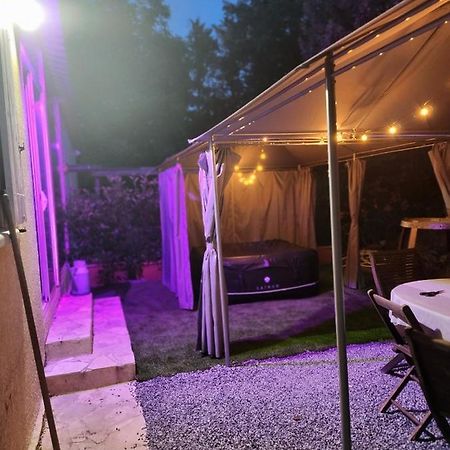 הוילה Vérargues Chez Cathy Et Philippe מראה חיצוני תמונה