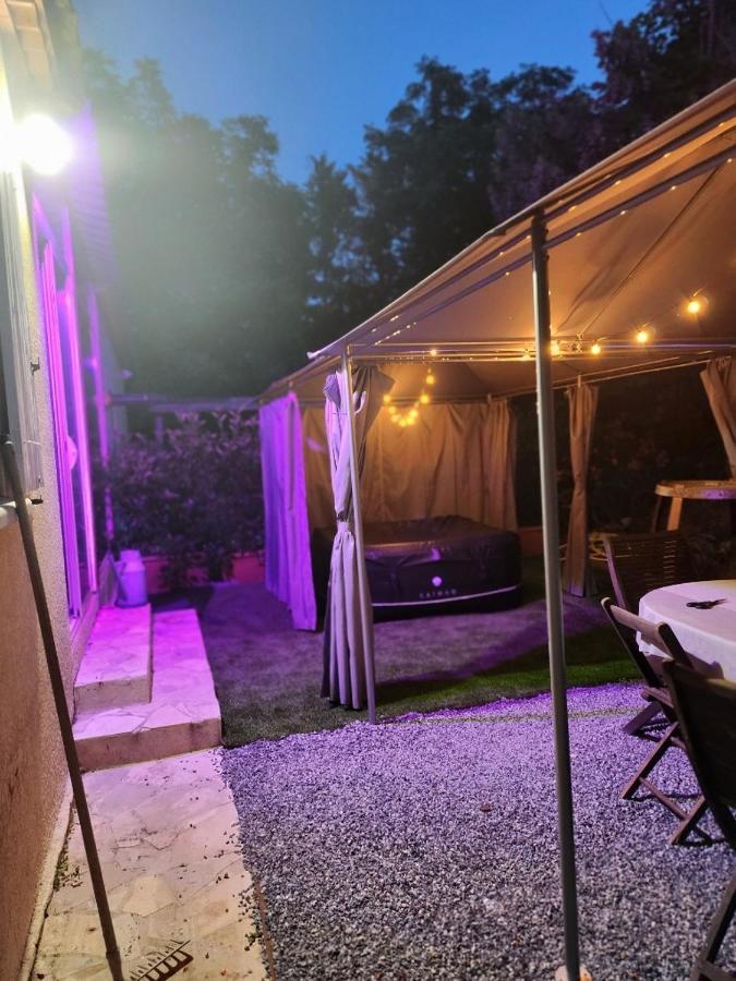 הוילה Vérargues Chez Cathy Et Philippe מראה חיצוני תמונה